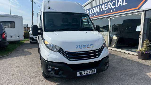2022 Iveco Daily 2.3D HPI 14V 35S 3520 MWB High Roof Euro 6 (s/s) 5dr