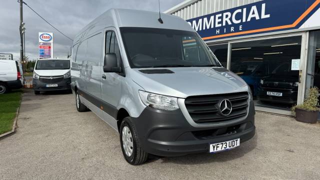 2023 Mercedes-Benz Sprinter 2.0 315 CDI Premium RWD L3 H2 Euro 6 (s/s) 5dr