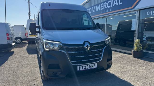 2023 Renault Master 2.3 LM35dCi 135 Business+ Medium Roof Van