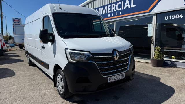 2023 Renault Master 2.3 LM35dCi 135 Business+ Medium Roof Van