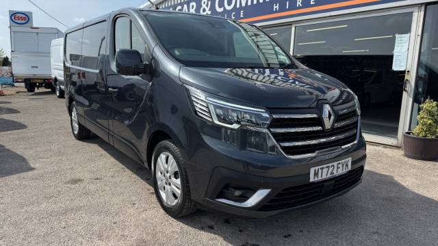 2022 Renault Trafic 2.0 LL30 Blue dCi L2 H1 150 Sport Van