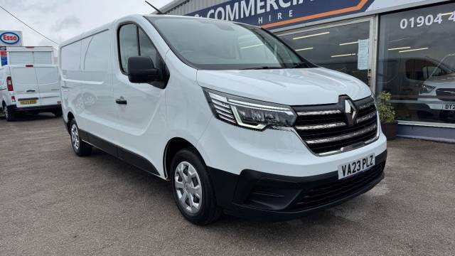 Renault Trafic 2.0 dCi Blue LL30 Advance L2 H1 Euro 6 (s/s) 5dr Panel Van Diesel White