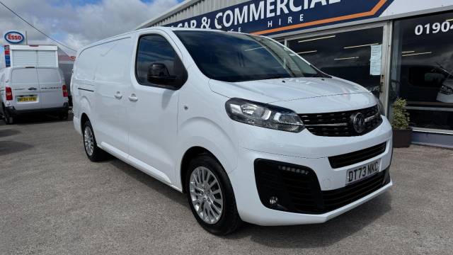 Vauxhall Vivaro 1.5 Turbo D 2900 Pro L2 H1 Euro 6 (s/s) 6dr Panel Van Diesel White