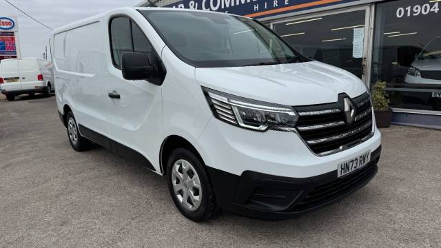 Renault Trafic 2.0 dCi Blue SL30 Advance L1 H1 Euro 6 (s/s) 5dr Panel Van Diesel White